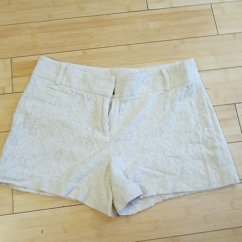 Lacy LOFT shorts